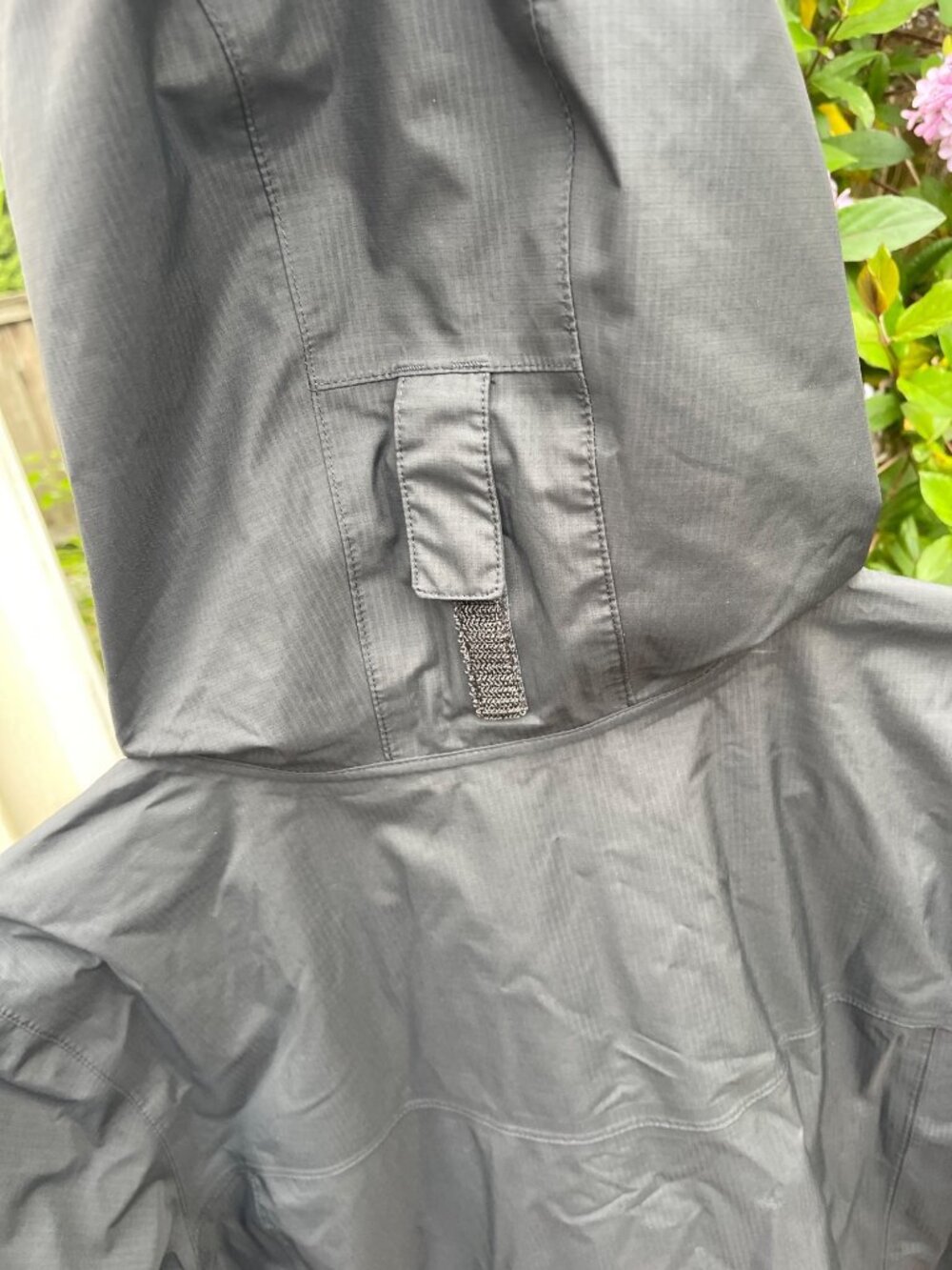 REI Co-Op Black Long Line Hooded Rain Jacket Women's Large Waterproof Gorpcore - Picture 7 of 14